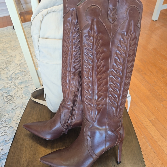 Anthropologie Brown Leather Knee-High Western Stiletto Boots. Brand New. - Picture 9 of 9